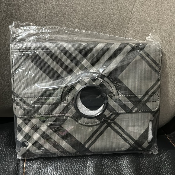 iPad 2 Second Generation Case - Picture 6 of 6